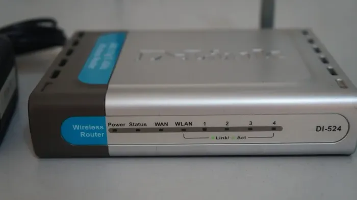 Roteador D-link Di 524 Bivolt - R1068
