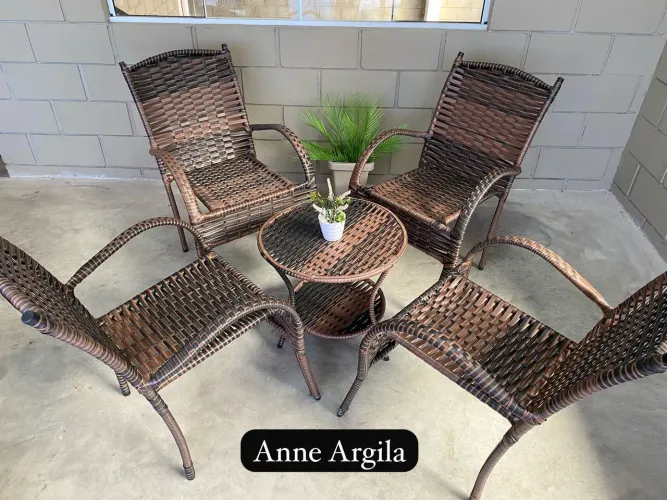 Conjunto Cadeiras + Mesa Fibra