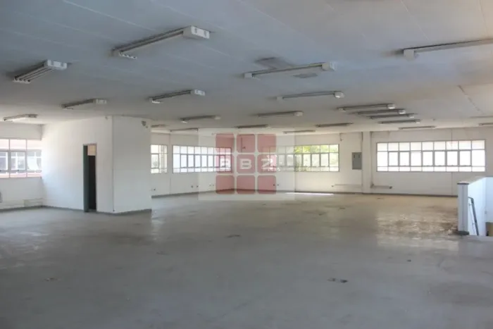 Galpão Industrial para Locação em Presidente Altino, Osasco-SP: Banheiros e 2.830,00 m² de