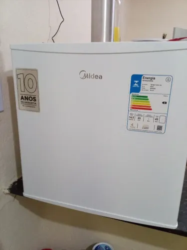 Frigobar Midea novo 45 litros