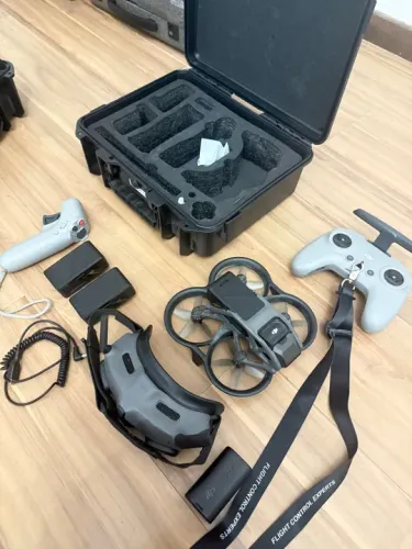 Drone FPV DJI Avata 1 + 3 baterias + Case rígido + Controle adicional