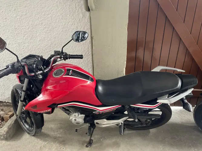 MOTO PARA ALUGAR, 250 A SEMANA.
