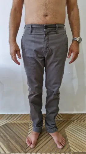 Calça Levi's chino cinza  40