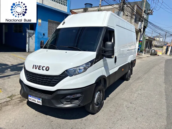 2024 - Iveco Daily Furgão 30-160 12m3
