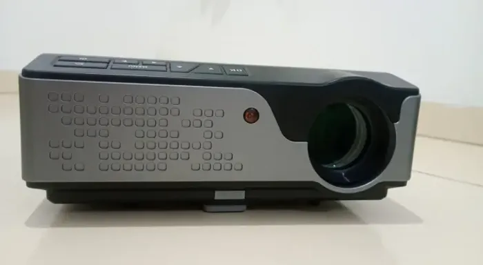 PROJETOR LED SMART SCREEN PJ004 - 4500 LUMENS - + Tela Retrátil