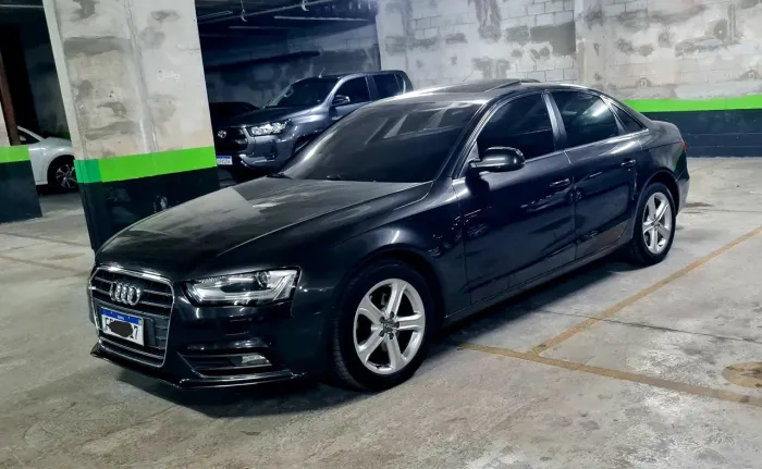 Audi A4 2.0 Avant 16V TFSI Quattro Stronic 2013