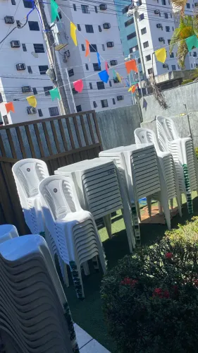 Locação de mesas e cadeiras 