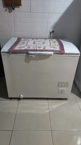 Freezer Electrolux 330 litros vertical
