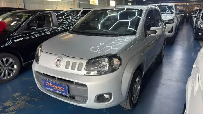 Fiat Uno Vivace/rua 1.0 EVO Fire Flex 8V 5P 2013