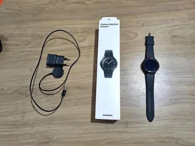 Samsung Galaxy Watch4 Classic 46mm LTE/4G ? Impecável + NF + Garantia | R$ 450 no PIX