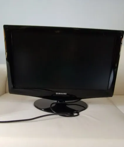 TV Samsung 22 HD com HDMI - Funcionando Perfeitamente