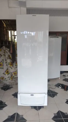 Freezer vertical ficou 529 litros, tripla ação até -22graus