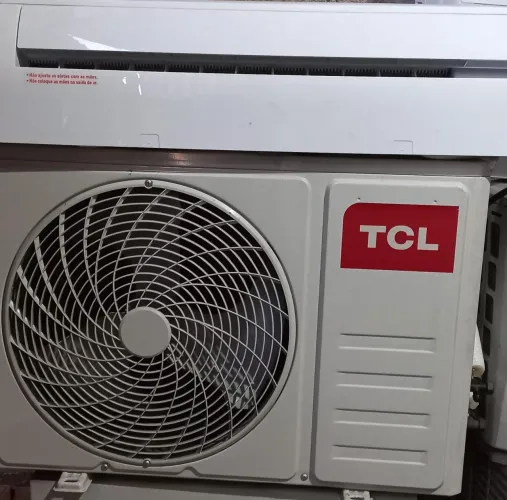 Ar condicionado inverter 9.000 BTUs quente e frio 