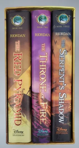 3 books The Throne of Fire, The Serpents Shadow, & The Red Pyramid - Rick Riordan 270,00
