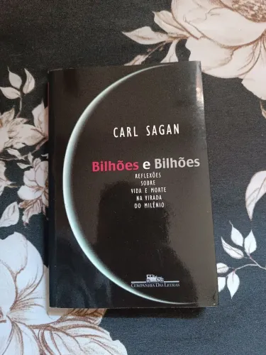 Livro Bilhões e Bilhões - Carl Sagan (Ed. Companhia das Letras) | Colecionador
