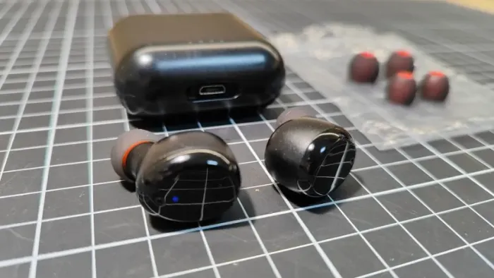 Fone de ouvido TOZO T6 Bluetooth 45 Horas