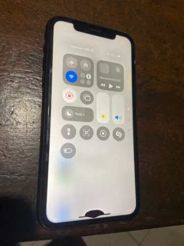 iPhone XR 64GB Preto
