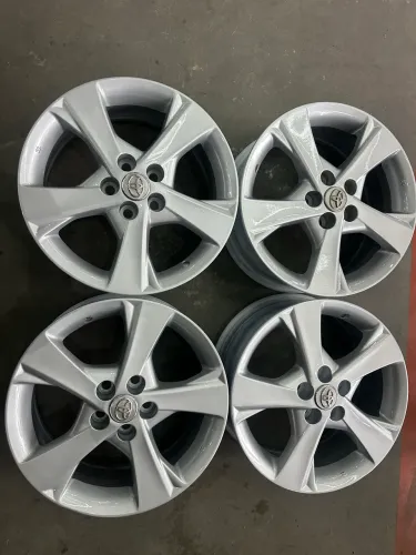 Rodas Corolla aro 16 original Toyota 