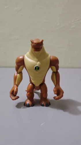 Enormossauro Ben 10 Alien Force Bandai Usado