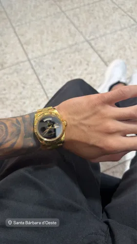 Relógio de luxo