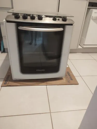 Vendo Fogão de embutir Eletrolux gás GLP/GN