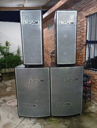Vende-se peças de som