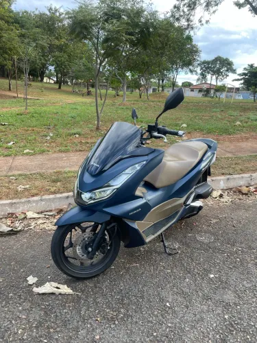 Honda PCX DLX 2023 com IPVA 2026 pago!
