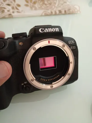 Canon EOS R10 Mirrorless | Excelente estado | R$ 5.950