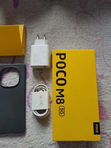 Celular poco m8