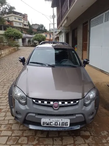 Fiat Palio Weekend Adventure Locker 1.8 Flex 2015