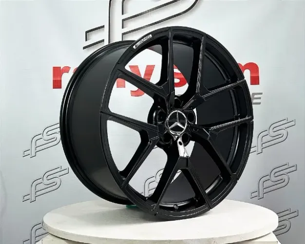 Jogo de Roda Mercedes Classe C Preto Brilhante 5x112 - 20x8,5 e 20x9,5 Offset 38 (Nv)