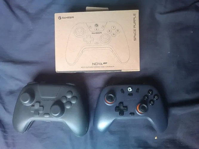Controle Sem Fio GameSir T4 Nova Lite (Hall Effect) + Capa Protetora + Caixa