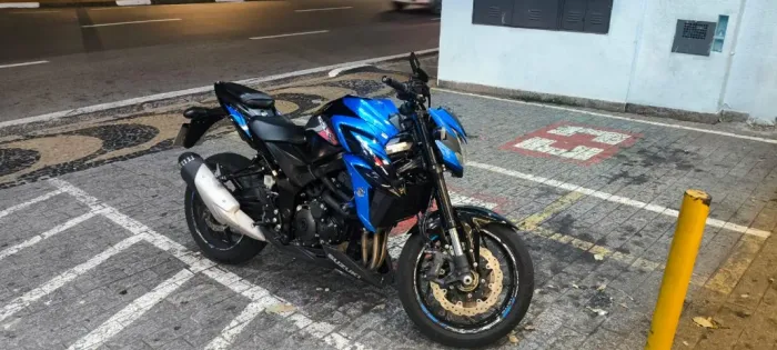 OPORTUNIDADE SUZUKI GSX 750a