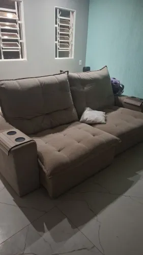Sofá retrátil