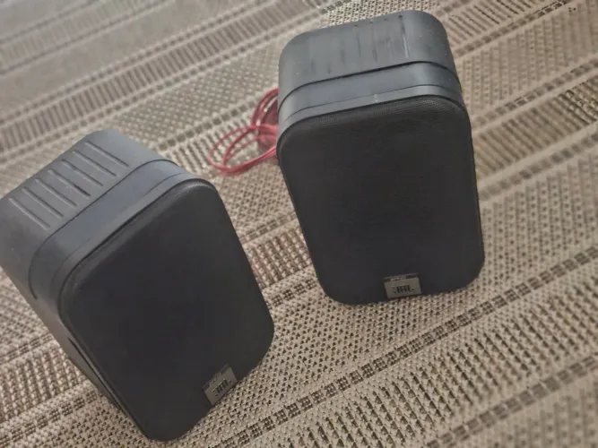 CAIXA DE SOM JBL (PAR)
