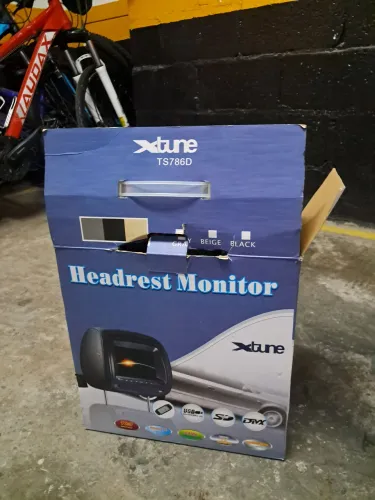 Encosto de cabeça com monitor UNIVERSAL