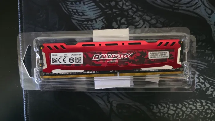 Memória 4GB DDR4 GAMER
