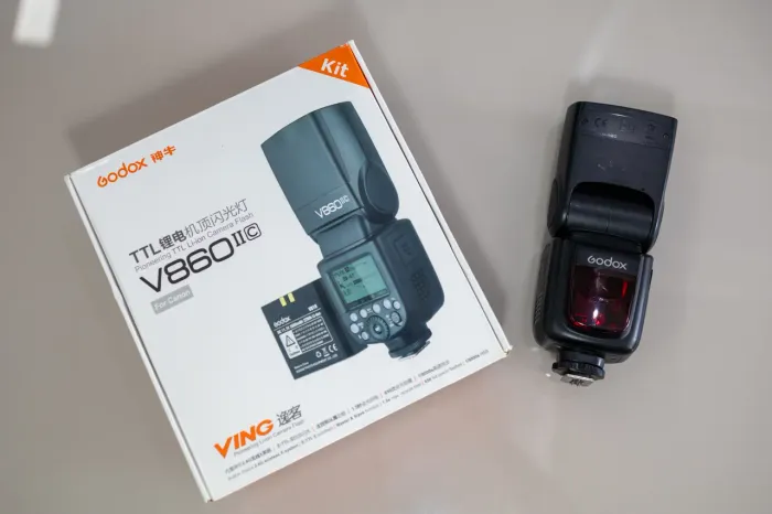 FLASH GODOX V860 II PARA CÂNON E SONY