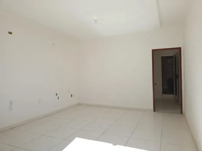 ALUGUEL LOJA EM ARAÇAS VV 30M2 - CONTATO: *