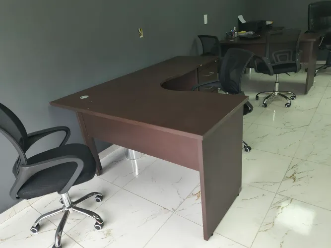 Mesas em L