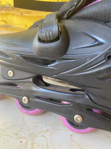 vendo patins ajustável 