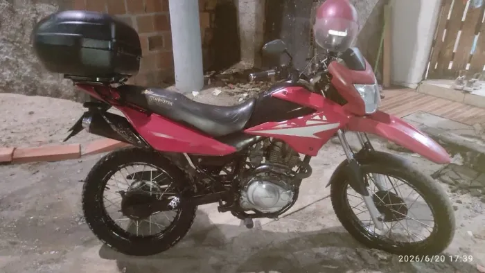 Moto Bros 150  2008  todo em dia. 