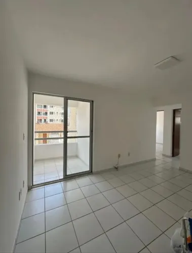 Passo Apartamento 02 Quartos com Suíte e Varanda no Condomínio Paraty.