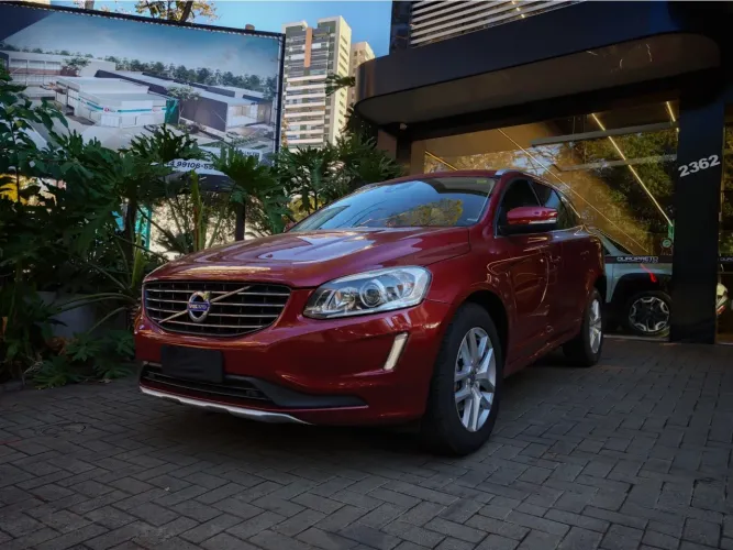 Volvo XC-60 XC 60 T-5 Dynamic 2.0 FWD Turbo Gasolina 4P AUT 2017