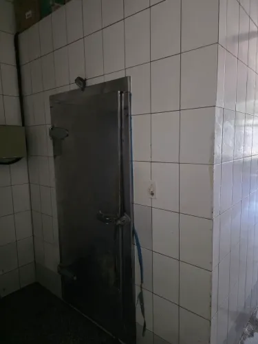 Açougue e mercearia 