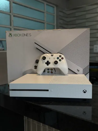 Xbox One S 1TB Branco Completo + Caixa Original