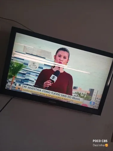 TV de LED danificada na tela