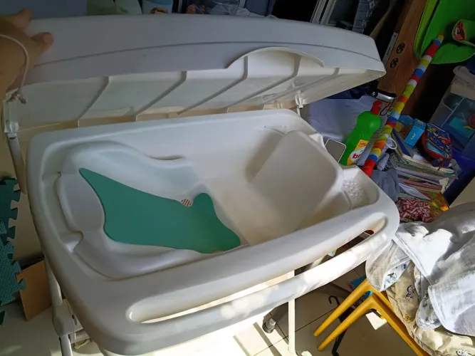 Banheira pra bebe menino com apoio 