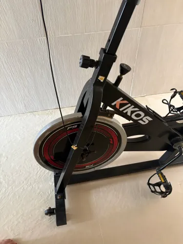 Bicicleta Spinning Kikos FS Semi Nova - Funcionando Perfeitamente
