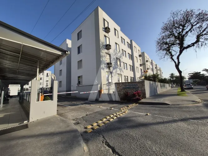 Apartamento semi mobiliado com 3 quartos no bairro Bucarein.